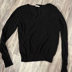 H&M Elegant Black V-Neck Sweater